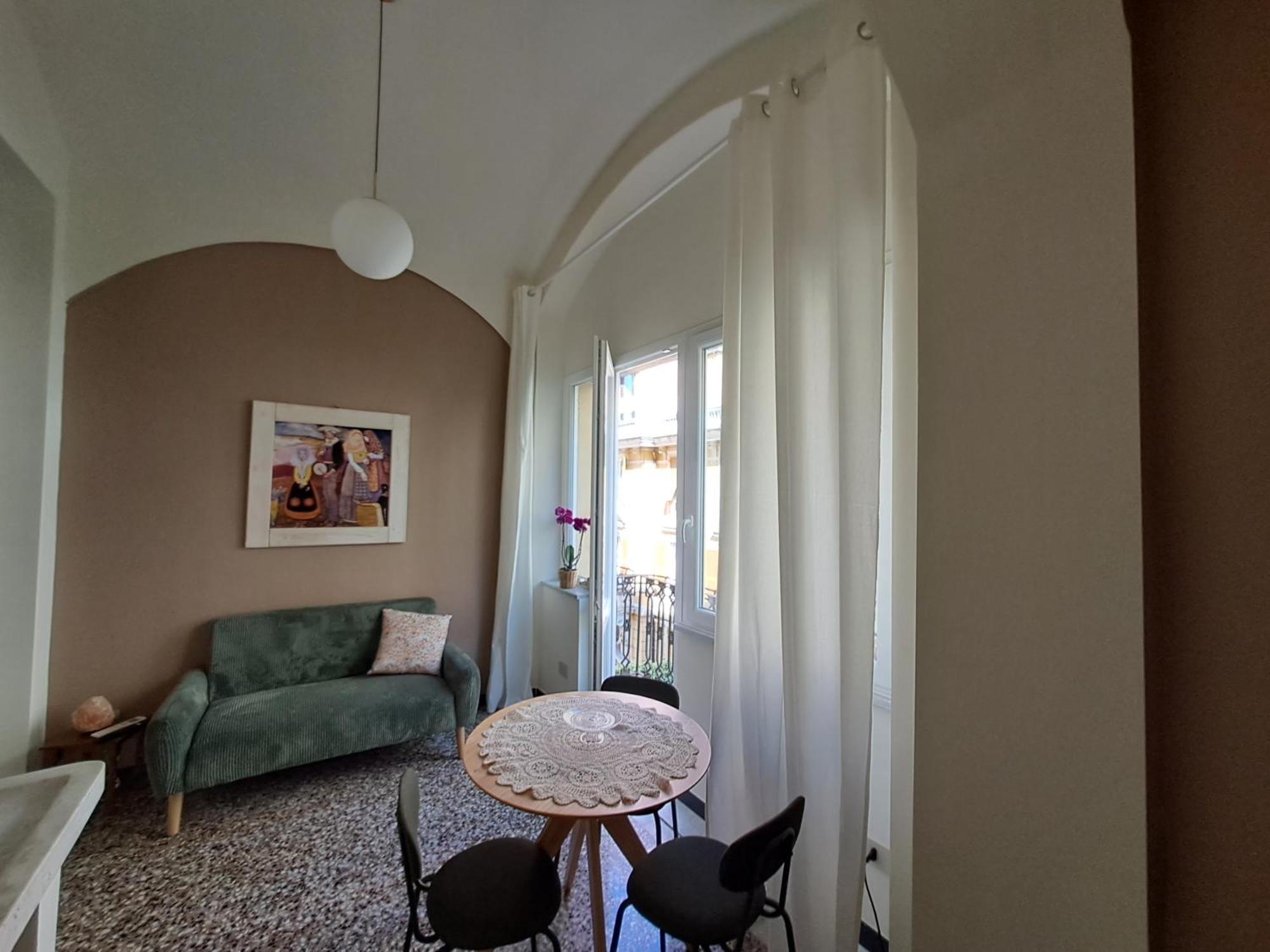 Appartamento L'alcova B&b, A Due Passi Dal Centro Genova